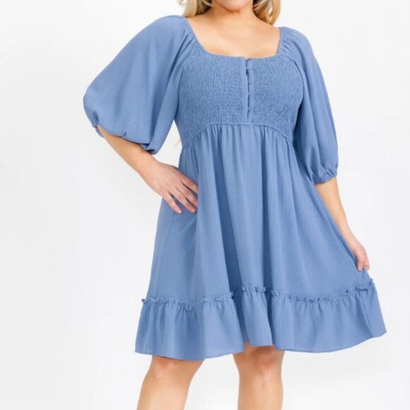 Plus Size Open Back Midi Dress - Picture 5 of 5